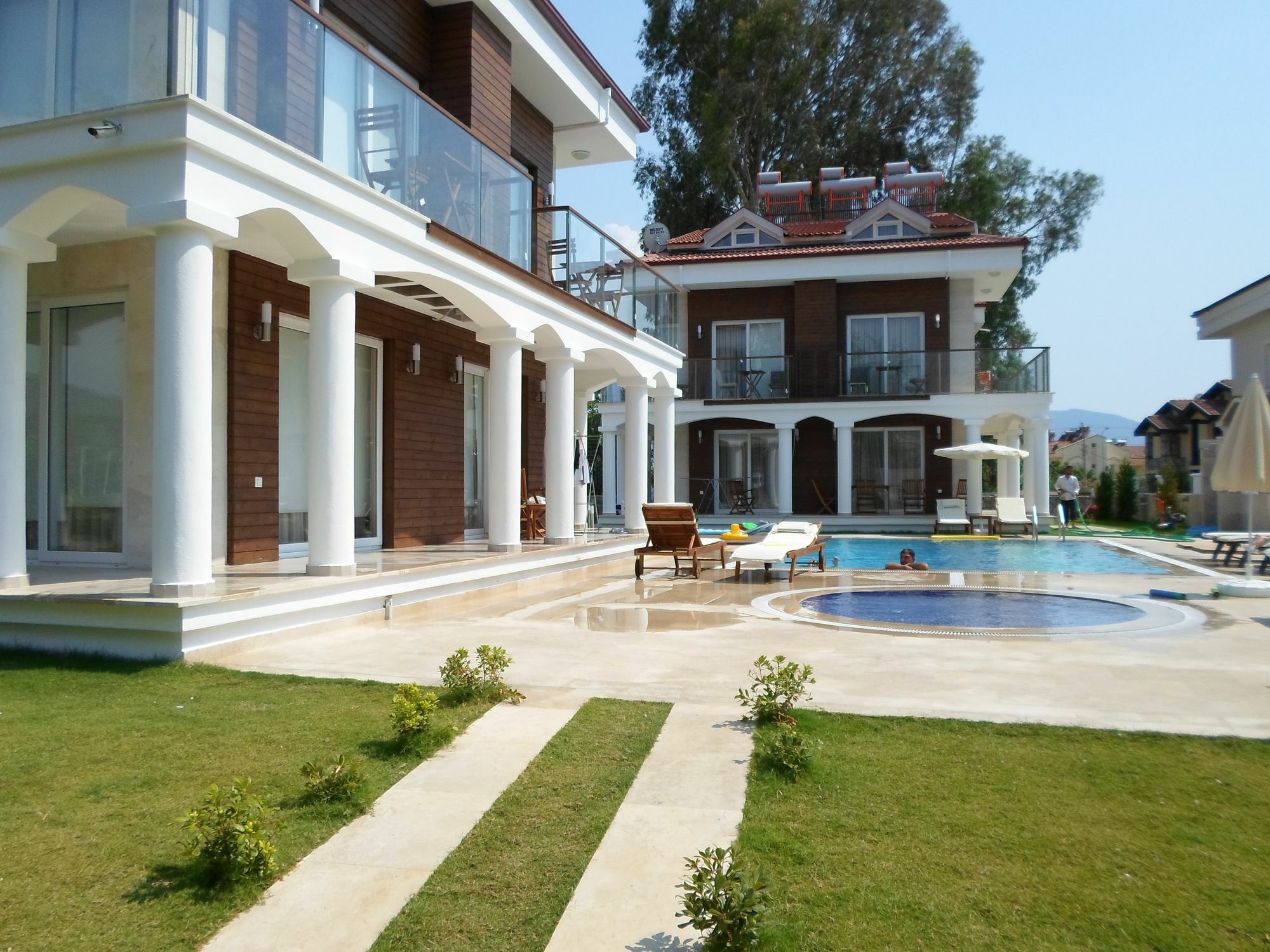 Lighthouse Natalia Aparts Fethiye Exterior photo