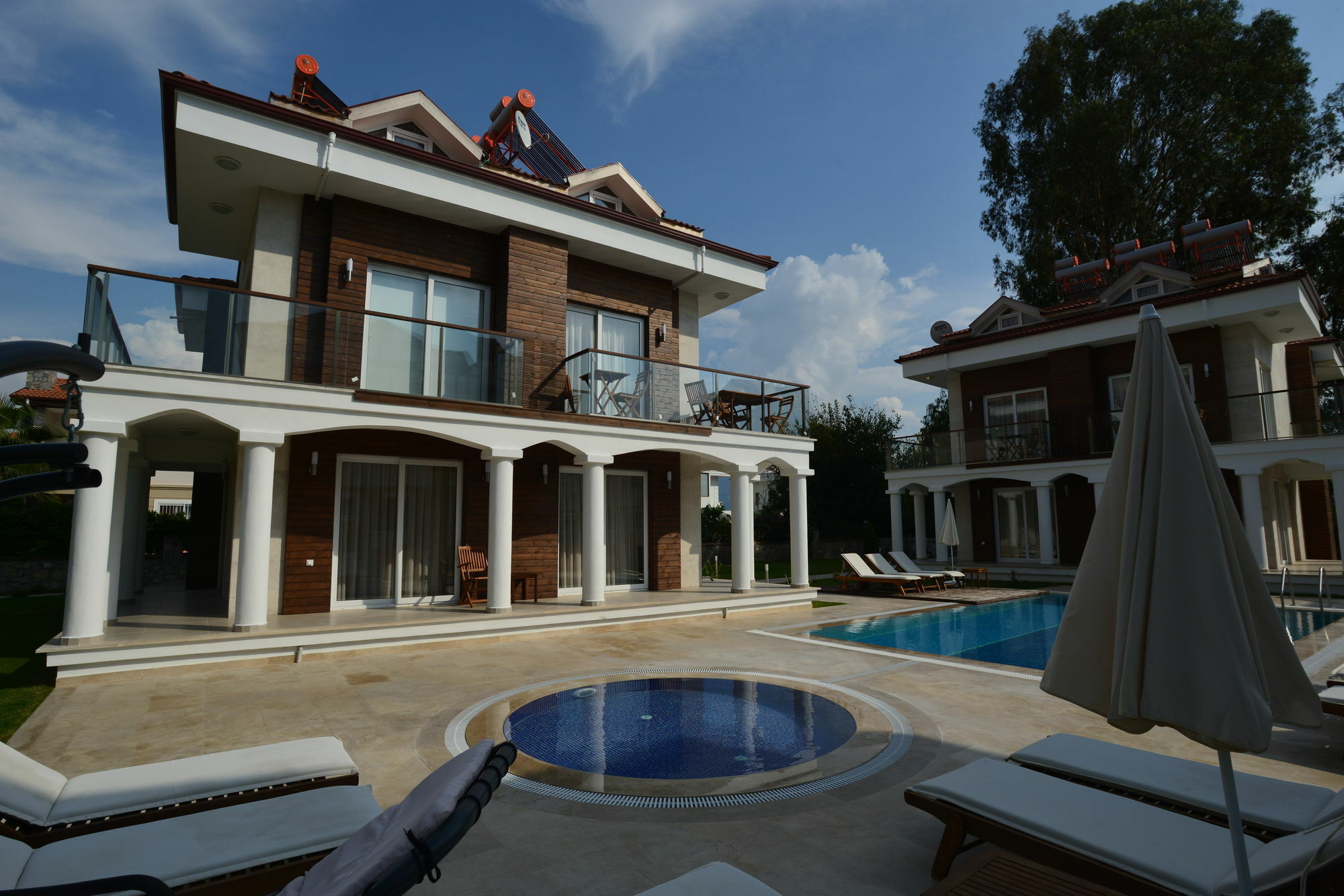 Lighthouse Natalia Aparts Fethiye Exterior photo